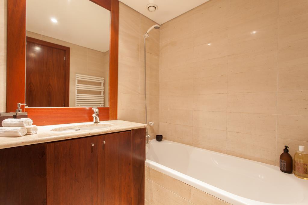 Your Lisbon Home Oriente Room photo